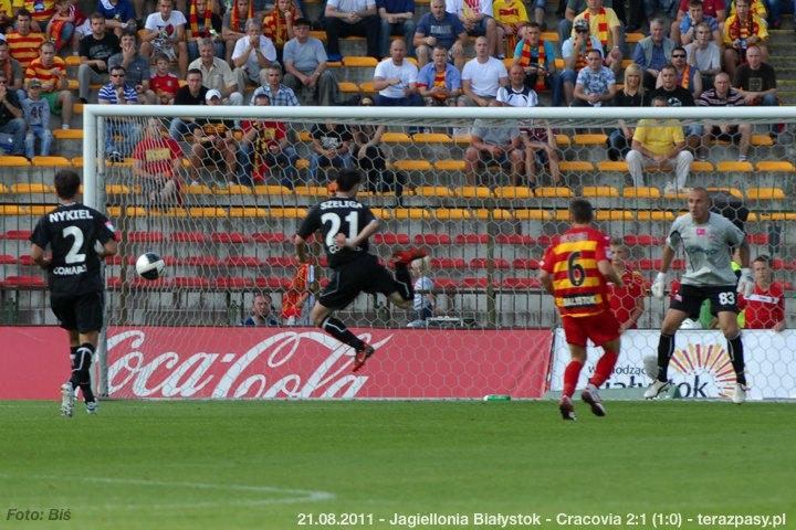 2011-08-21-jagiellonia-cracovia_b_0552_720