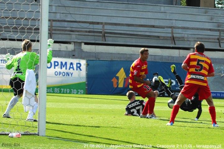 2011-08-21-jagiellonia-cracovia_b_0899_720