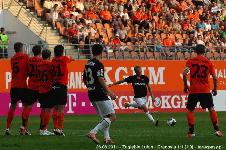 2011-08-26-zaglebie-cracovia_b_0205_720