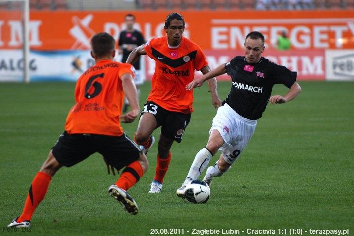 2011-08-26-zaglebie-cracovia_b_0596_720