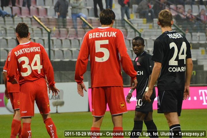 2011-10-29-oe-widzew-cracovia_u_7552