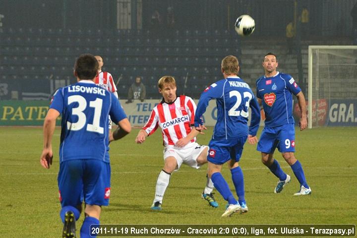 2011-11-19-oe-ruch-cracovia_u_1680_600
