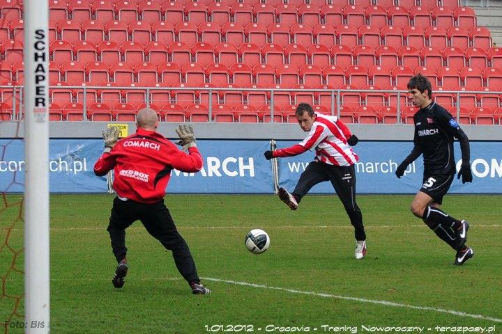 2012-01-01-cracovia-trening_noworoczny_b_037_720
