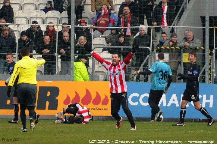 2012-01-01-cracovia-trening_noworoczny_b_300_720
