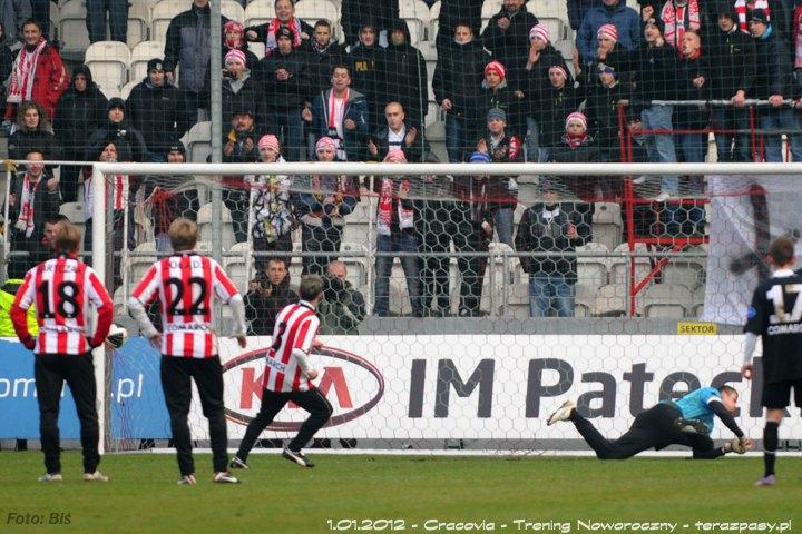 2012-01-01-cracovia-trening_noworoczny_b_320_720