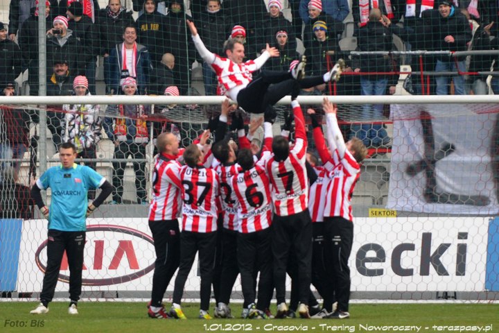 2012-01-01-cracovia-trening_noworoczny_b_361_720