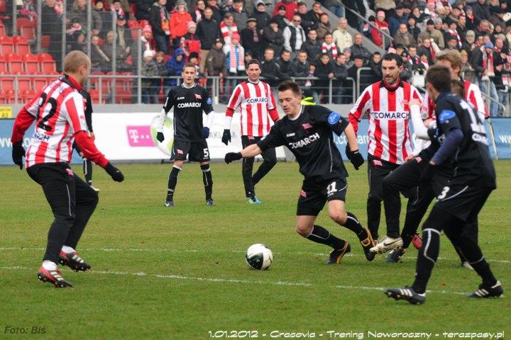 2012-01-01-cracovia-trening_noworoczny_b_408_720