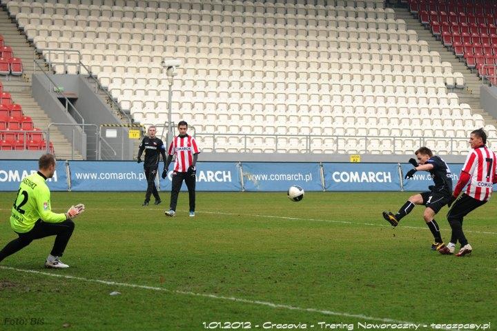 2012-01-01-cracovia-trening_noworoczny_b_410_720