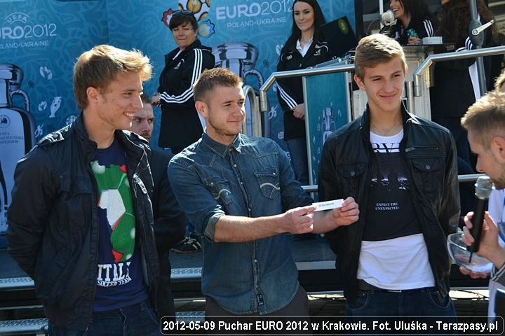 2012-05-09-uefa_euro_2012_u_1993_720