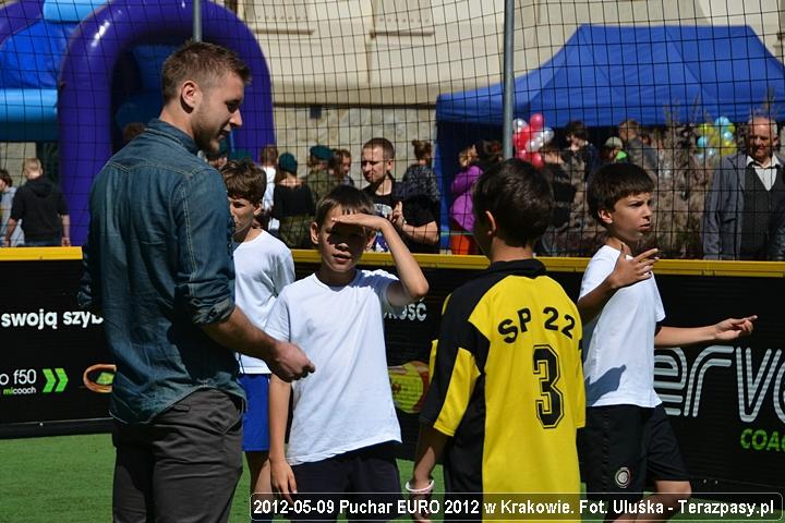 2012-05-09-uefa_euro_2012_u_2044_720