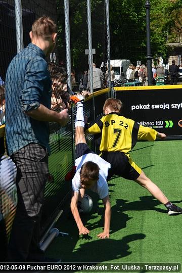 2012-05-09-uefa_euro_2012_u_2049_720