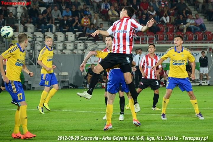 2012-08-29_Cracovia-Arka_Gdynia_1907_720