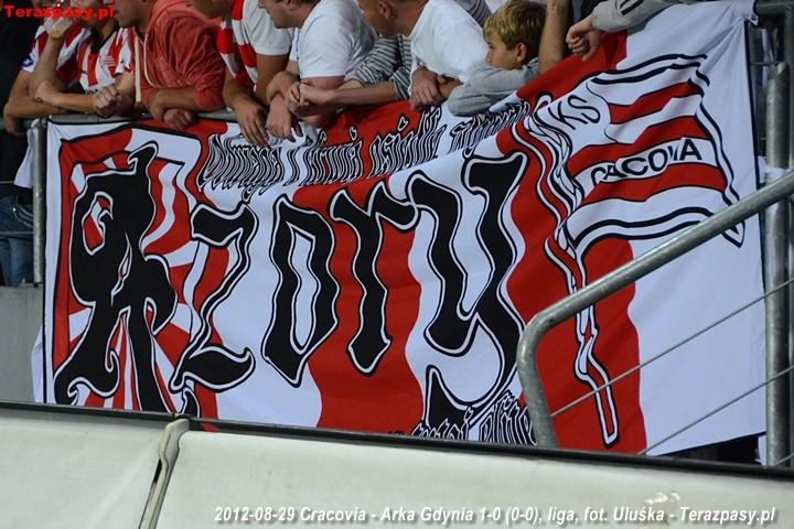 2012-08-29_Cracovia-Arka_Gdynia_1977_720
