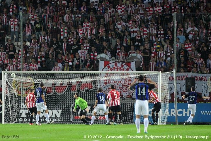 2012-10-06-cracovia-zawisza_bl_0061_720