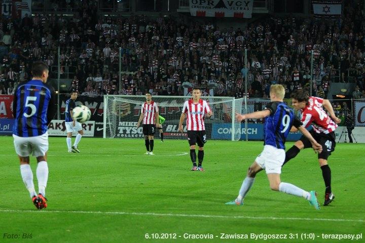 2012-10-06-cracovia-zawisza_bl_0145_720