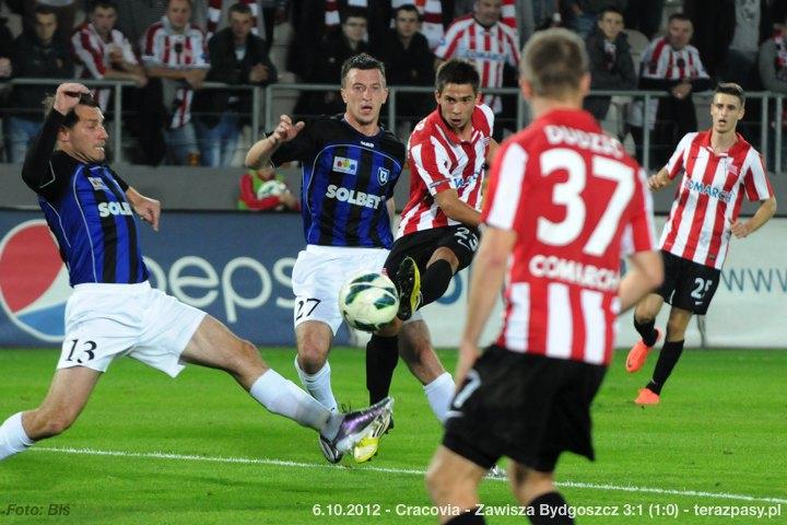2012-10-06-cracovia-zawisza_bl_0307_720