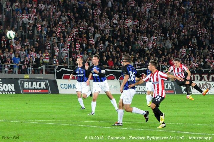 2012-10-06-cracovia-zawisza_bl_0413_720