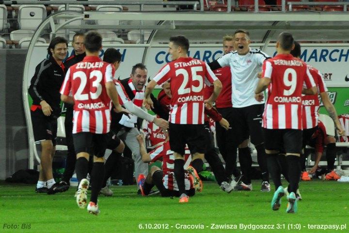 2012-10-06-cracovia-zawisza_bl_0519_720