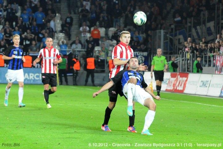 2012-10-06-cracovia-zawisza_bl_0562_720