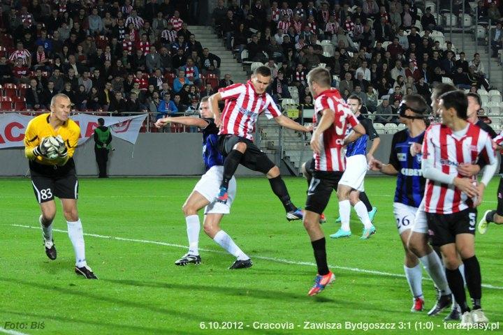 2012-10-06-cracovia-zawisza_bl_0641_720