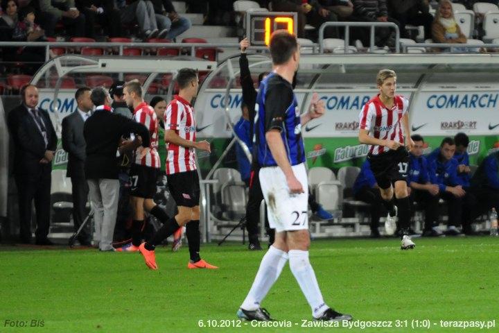 2012-10-06-cracovia-zawisza_bl_0721_720