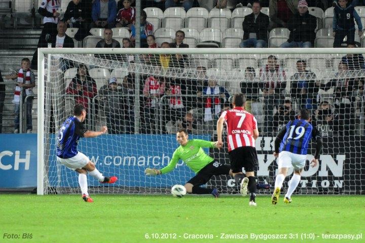 2012-10-06-cracovia-zawisza_bl_0758_720