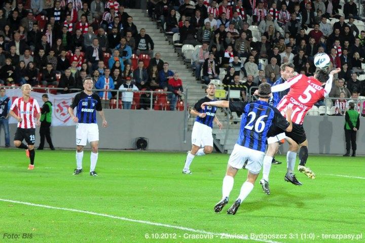 2012-10-06-cracovia-zawisza_bl_0953_720
