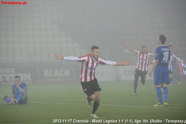 2012-11-17_Cracovia-Miedz_Legnica_a9304_720