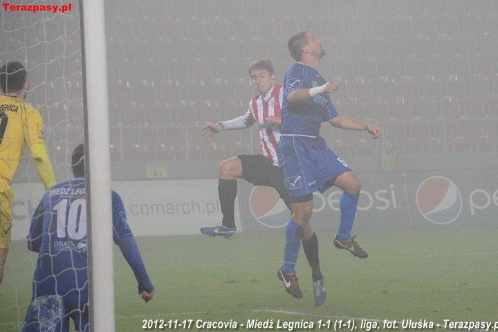 2012-11-17_Cracovia-Miedz_Legnica_a9503_720