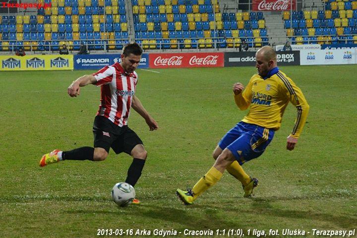 2013-03-16_Arka-Cracovia_1366_720