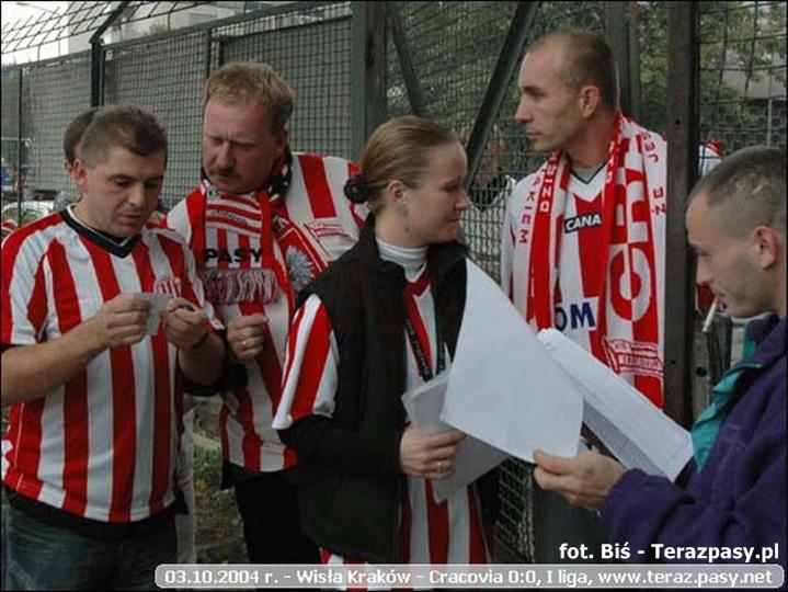 2004-10-03_Wisła_Kraków-Cracovia_1b-002