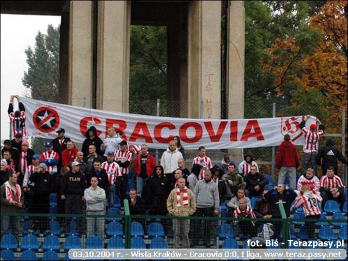 2004-10-03_Wisła_Kraków-Cracovia_1b-021