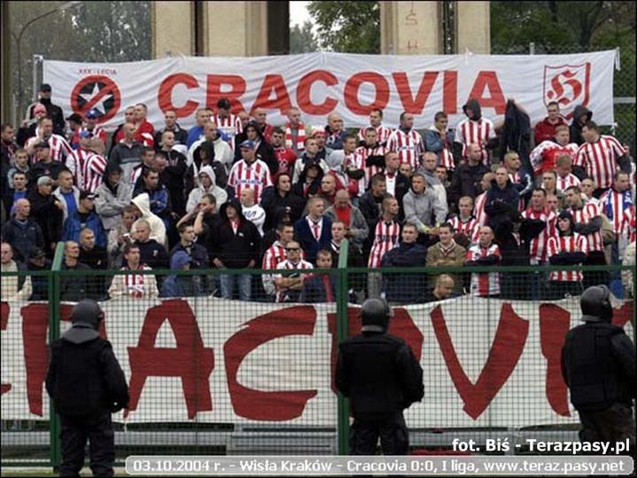2004-10-03_Wisła_Kraków-Cracovia_1b-032