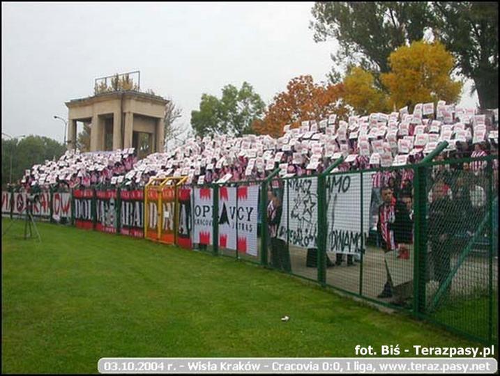 2004-10-03_Wisła_Kraków-Cracovia_1b-057