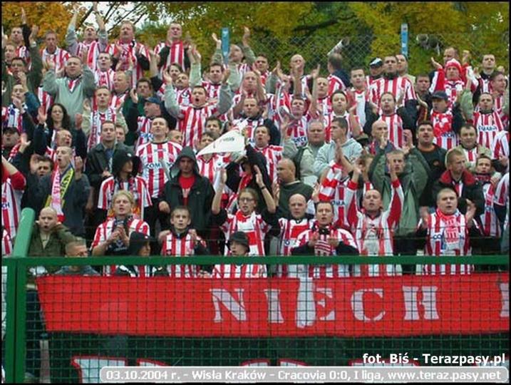 2004-10-03_Wisła_Kraków-Cracovia_1b-058