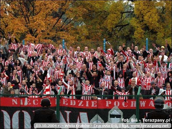 2004-10-03_Wisła_Kraków-Cracovia_1b-059