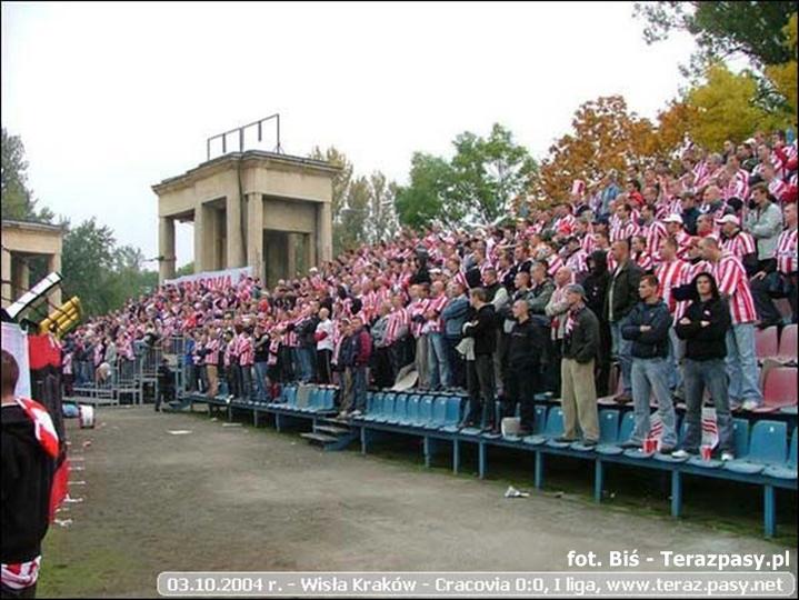 2004-10-03_Wisła_Kraków-Cracovia_1b-074