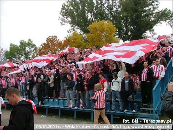 2004-10-03_Wisła_Kraków-Cracovia_1b-131