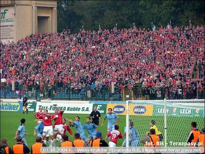 2004-10-03_Wisła_Kraków-Cracovia_2b-046