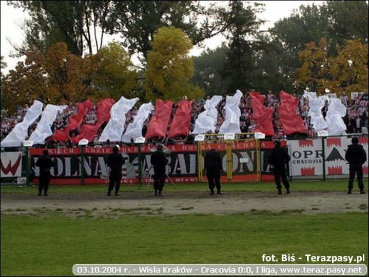 2004-10-03_Wisła_Kraków-Cracovia_2b-068