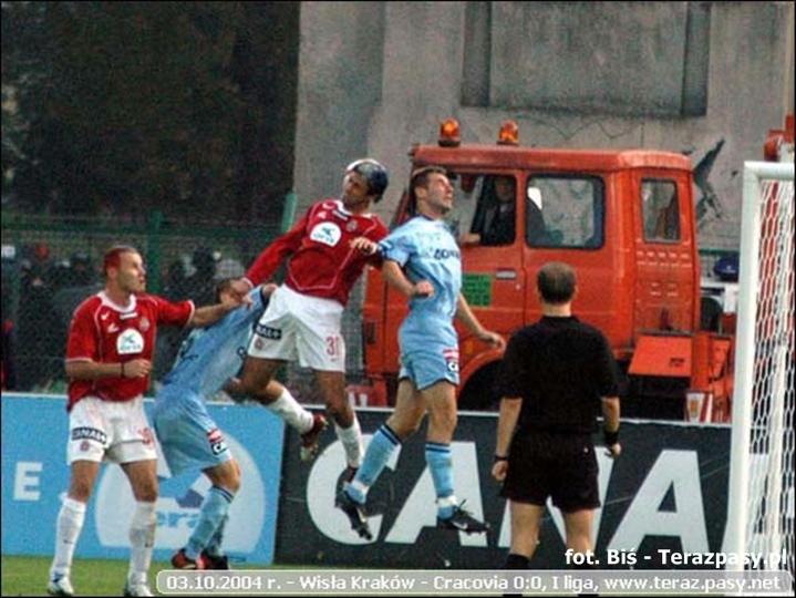 2004-10-03_Wisła_Kraków-Cracovia_2b-082