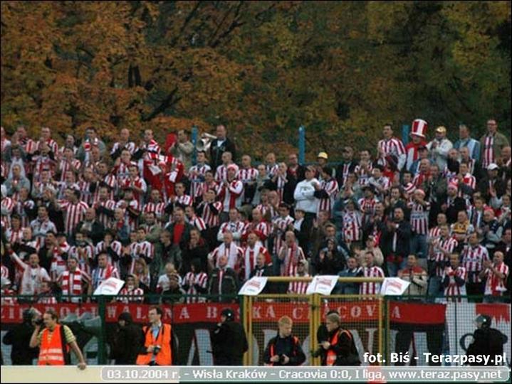 2004-10-03_Wisła_Kraków-Cracovia_2b-090