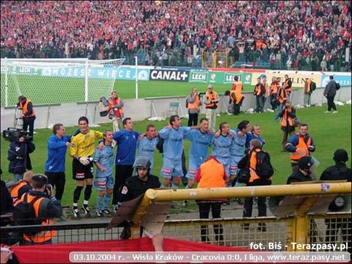 2004-10-03_Wisła_Kraków-Cracovia_2b-100