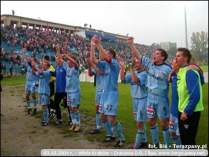 2004-10-03_Wisła_Kraków-Cracovia_2b-102