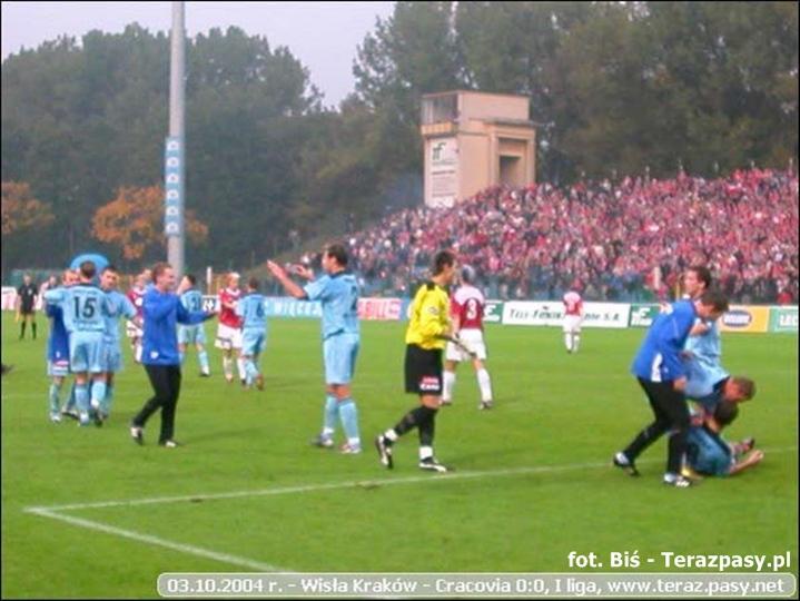 2004-10-03_Wisła_Kraków-Cracovia_3b-117