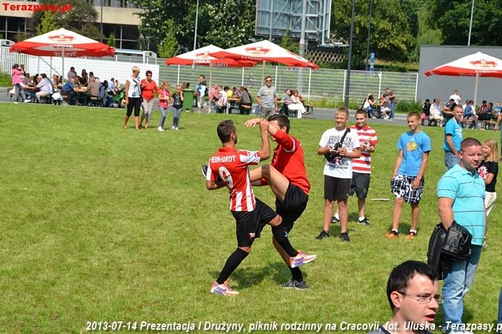 2013-07-14_Cracovia_Prezentacja_4172_720