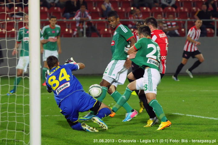 2013-08-31-cracovia-legia_bl_624_720_720