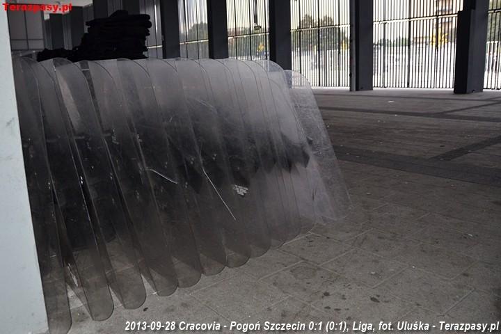 2013-09-28_Cracovia-Pogon_Szczecin_5583_720
