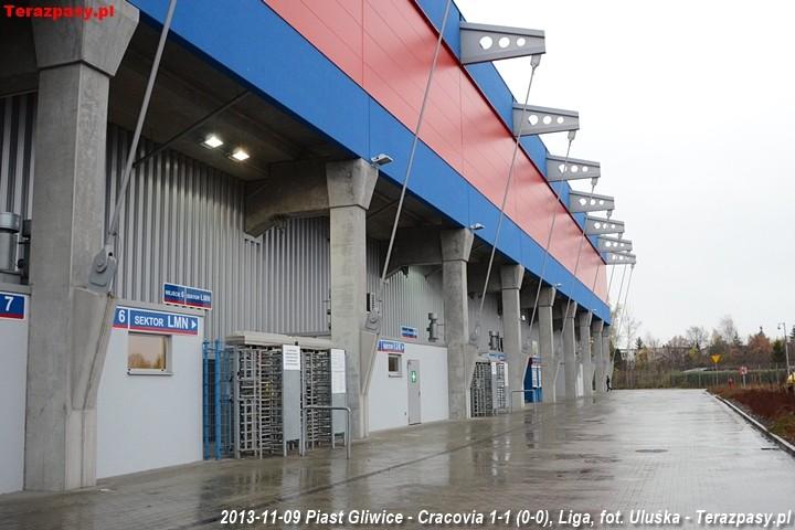 2013-11-09_Piast_Gliwice-Cracovia_7901_720