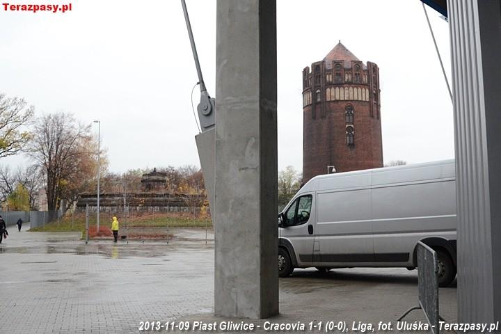 2013-11-09_Piast_Gliwice-Cracovia_7903_720